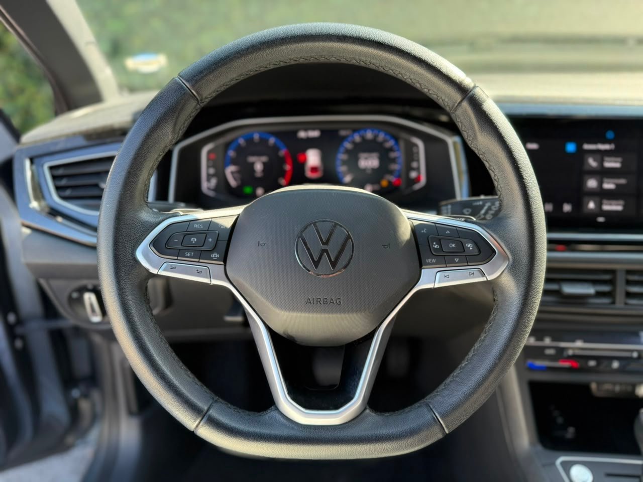 VOLKSWAGEN Nivus