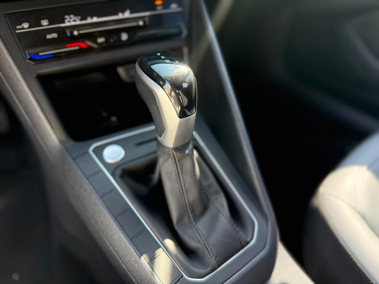 VOLKSWAGEN Nivus