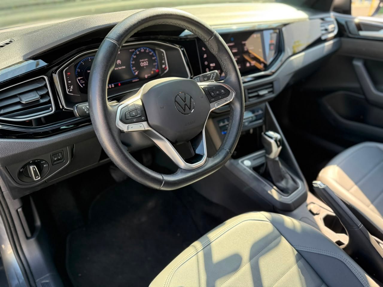 VOLKSWAGEN Nivus